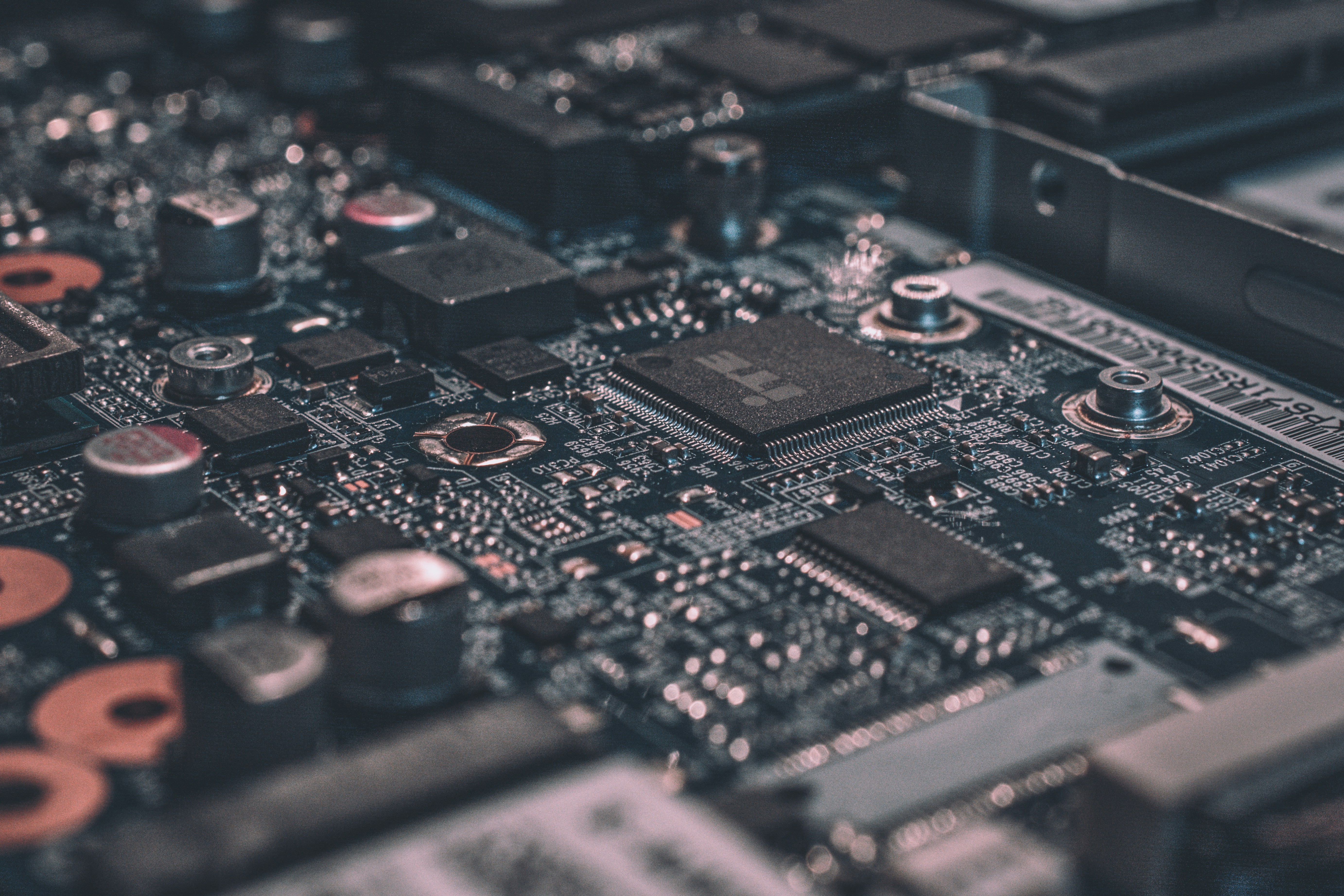 Digital technology transforming commodity trading — automation and data analytics